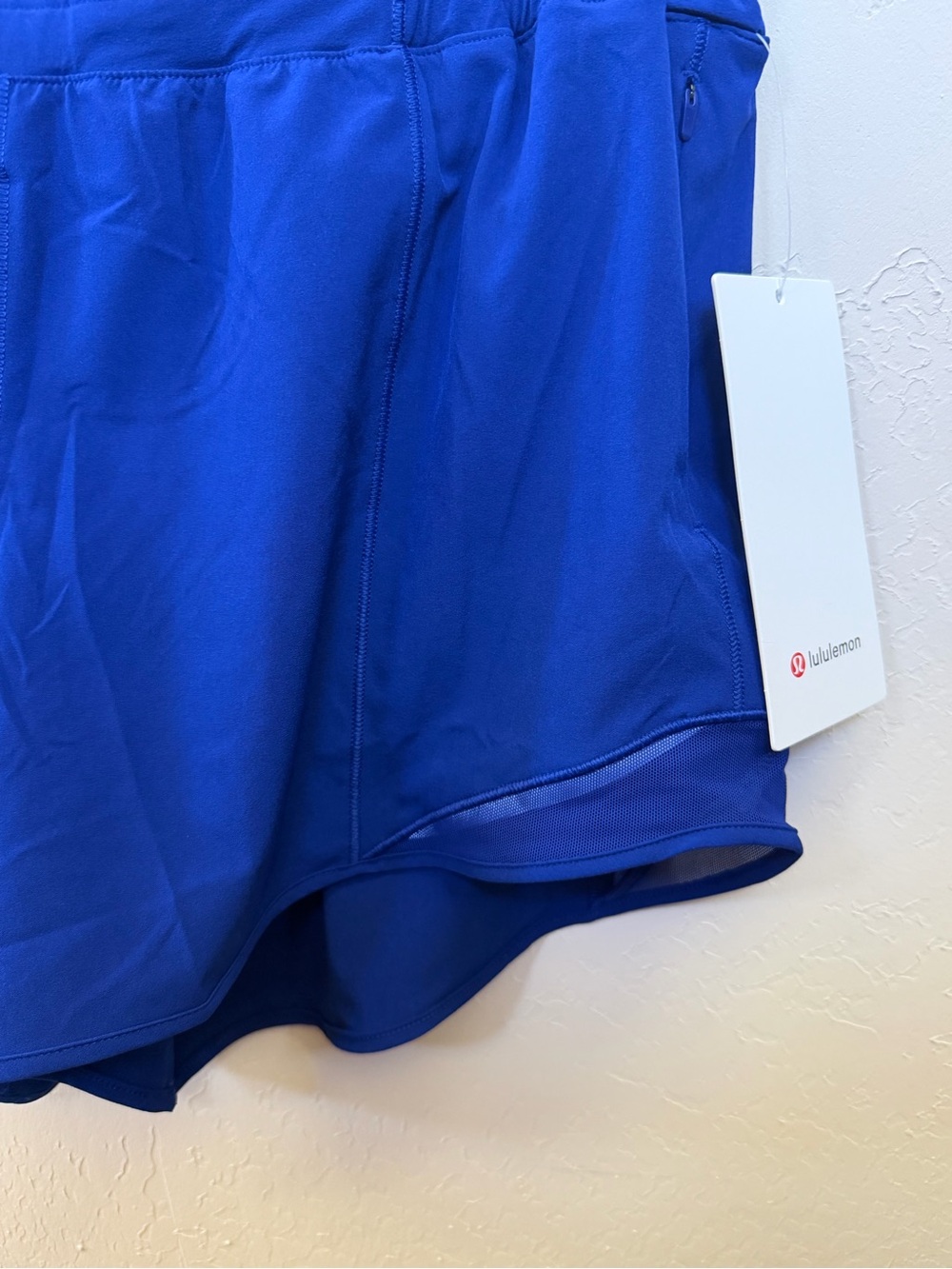 Lululemon Hotty Hot HR Short 4” Lined Blue Size 10 NWT - Picture 2 of 5
